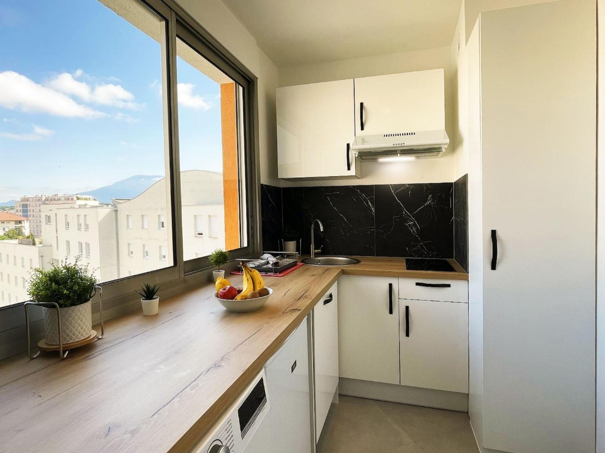 HOMEY SUPERCHILL - Appartement moderne et tout équipé - Netflix et WiFi inclus - Situé en Hyper-centre - Proche Genève Annemasse Exterior foto